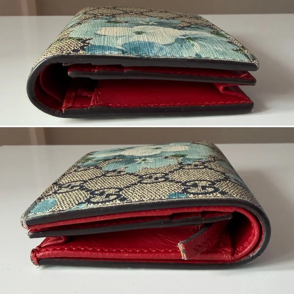 Gucci GG Blooms Supreme Compact Wallet – Red Leather Interior - Picture 6 of 11
